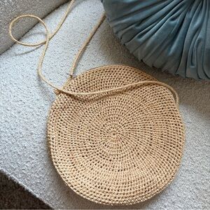 Mar Y Sol round straw purse